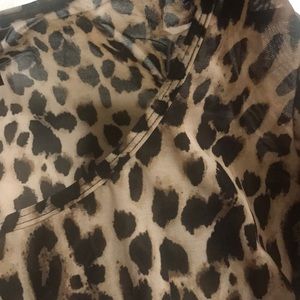 Victoria's Secret Tops - 🆕 Victoria’s Secret Leopard Mesh Tee Victoria's Secret Tops - 🆕 Victoria’s Secret Leopard Mesh Tee